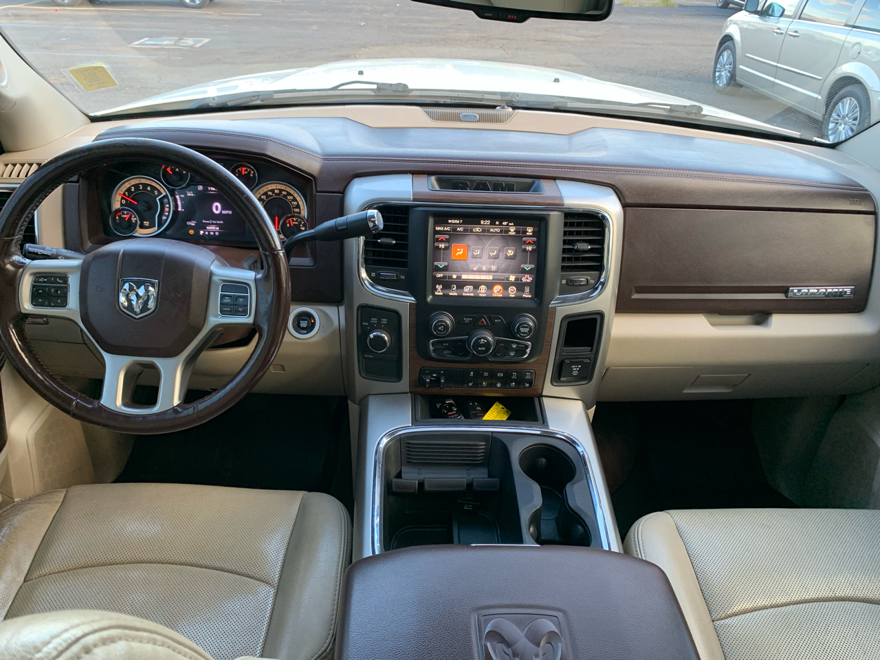 RAM 3500 Laramie Crew Cab LWB 4WD DRW 2017