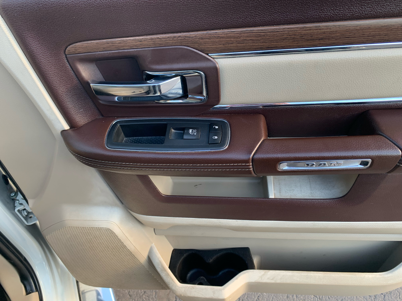 RAM 3500 Laramie Crew Cab LWB 4WD DRW 2017