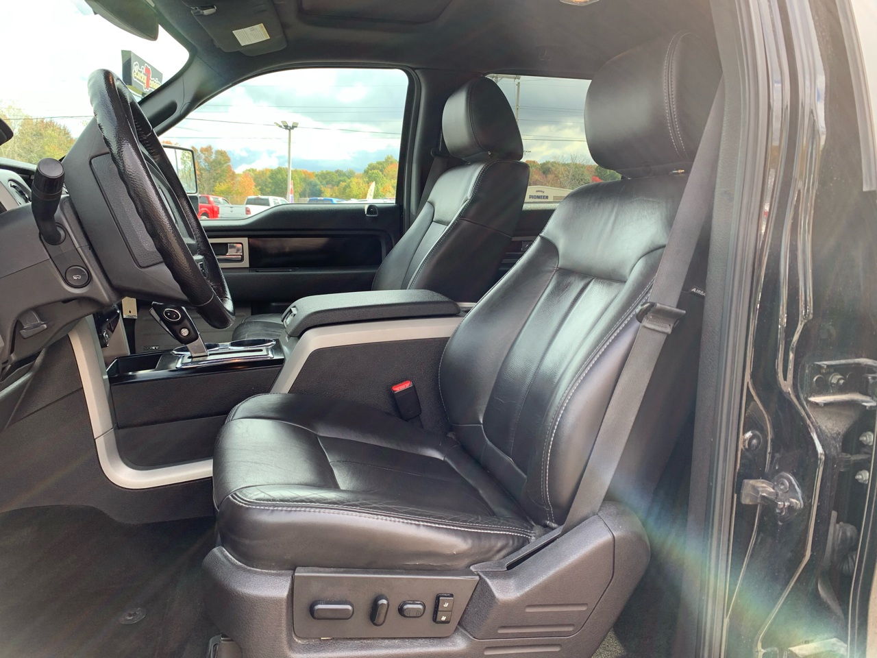 Ford F-150 XLT SuperCrew 6.5-ft. Bed 4WD 2011