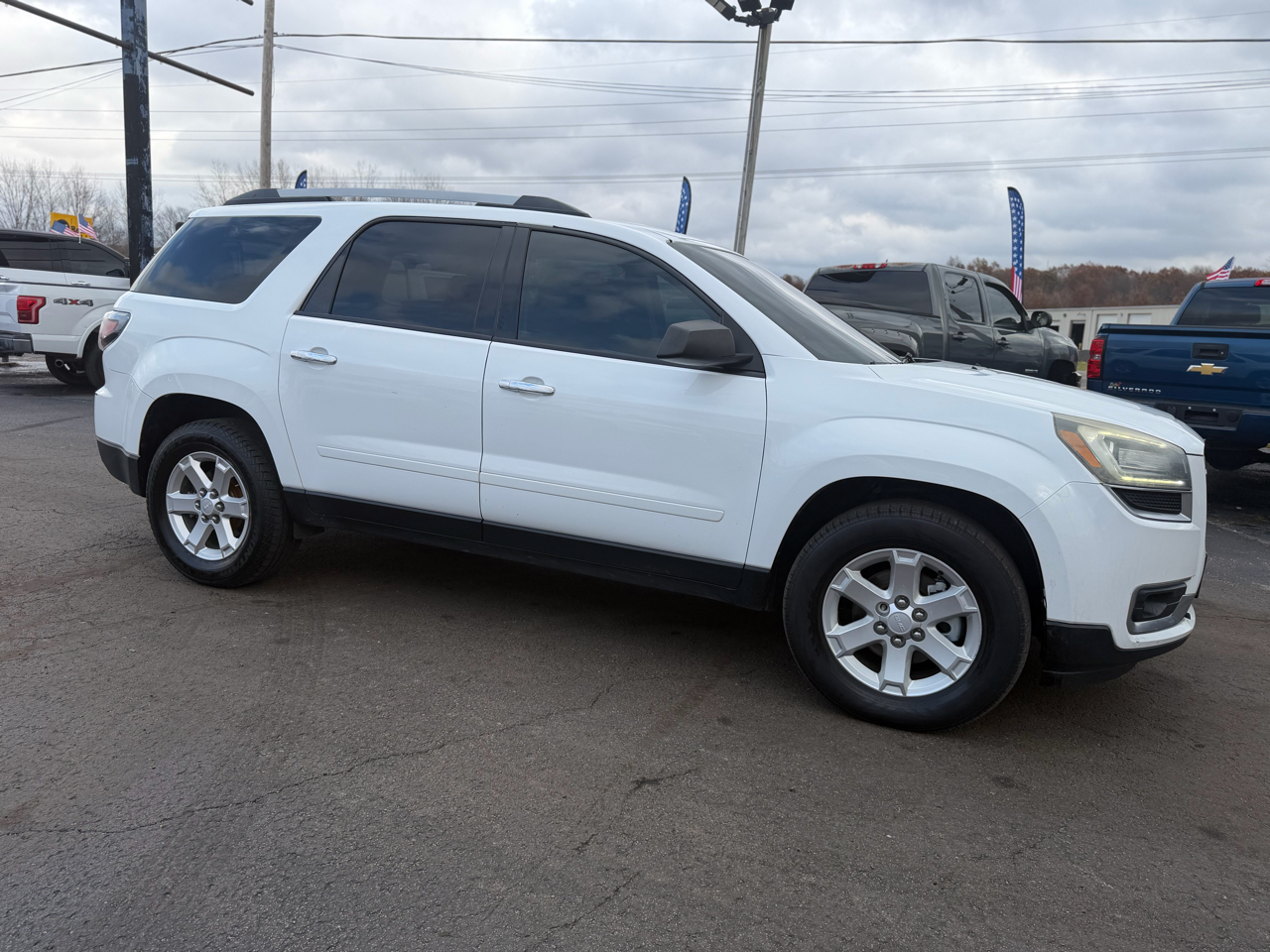 2016 GMC Acadia SLE-2