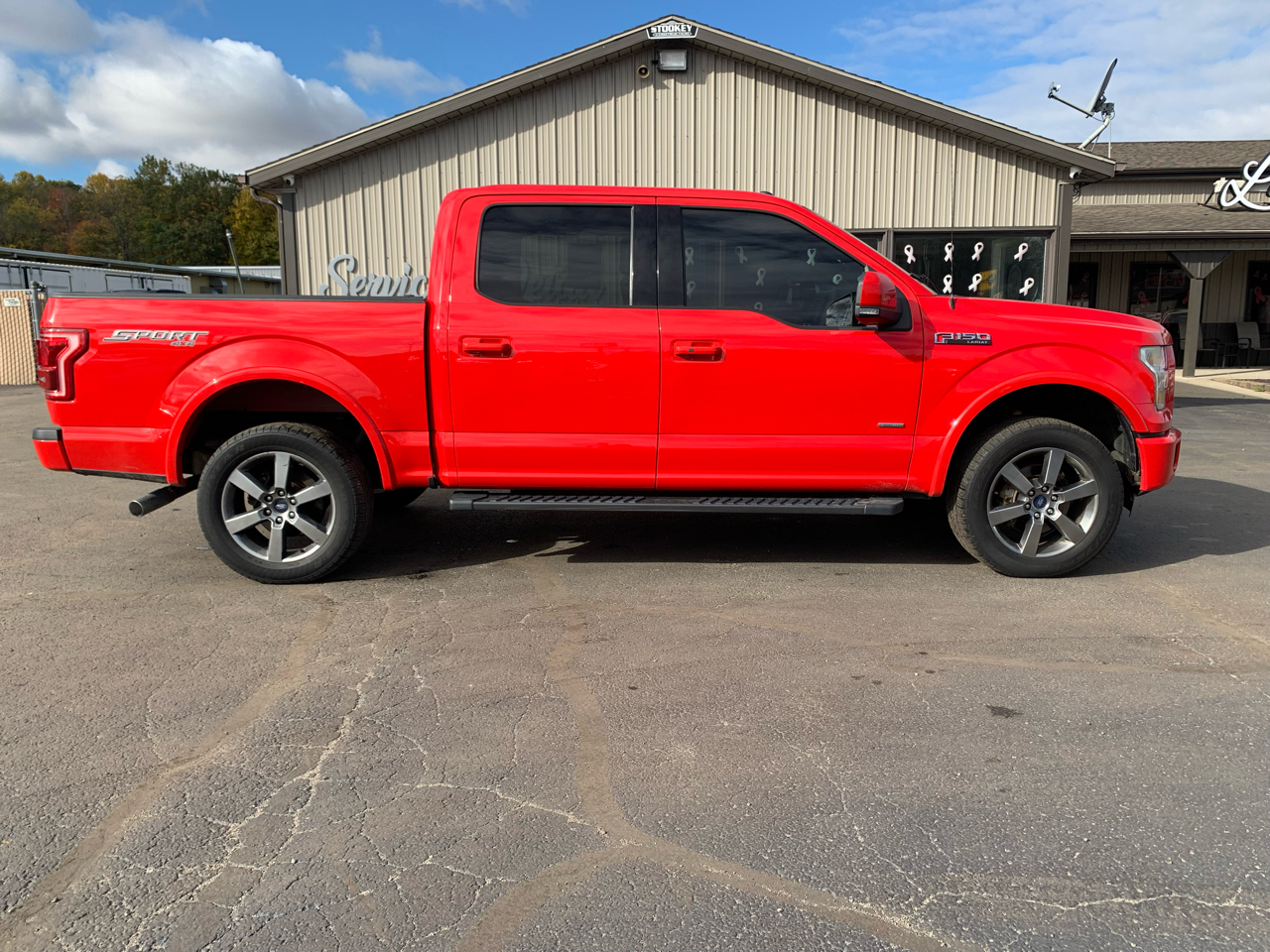 Ford F-150 XL SuperCrew 5.5-ft. Bed 4WD 2015
