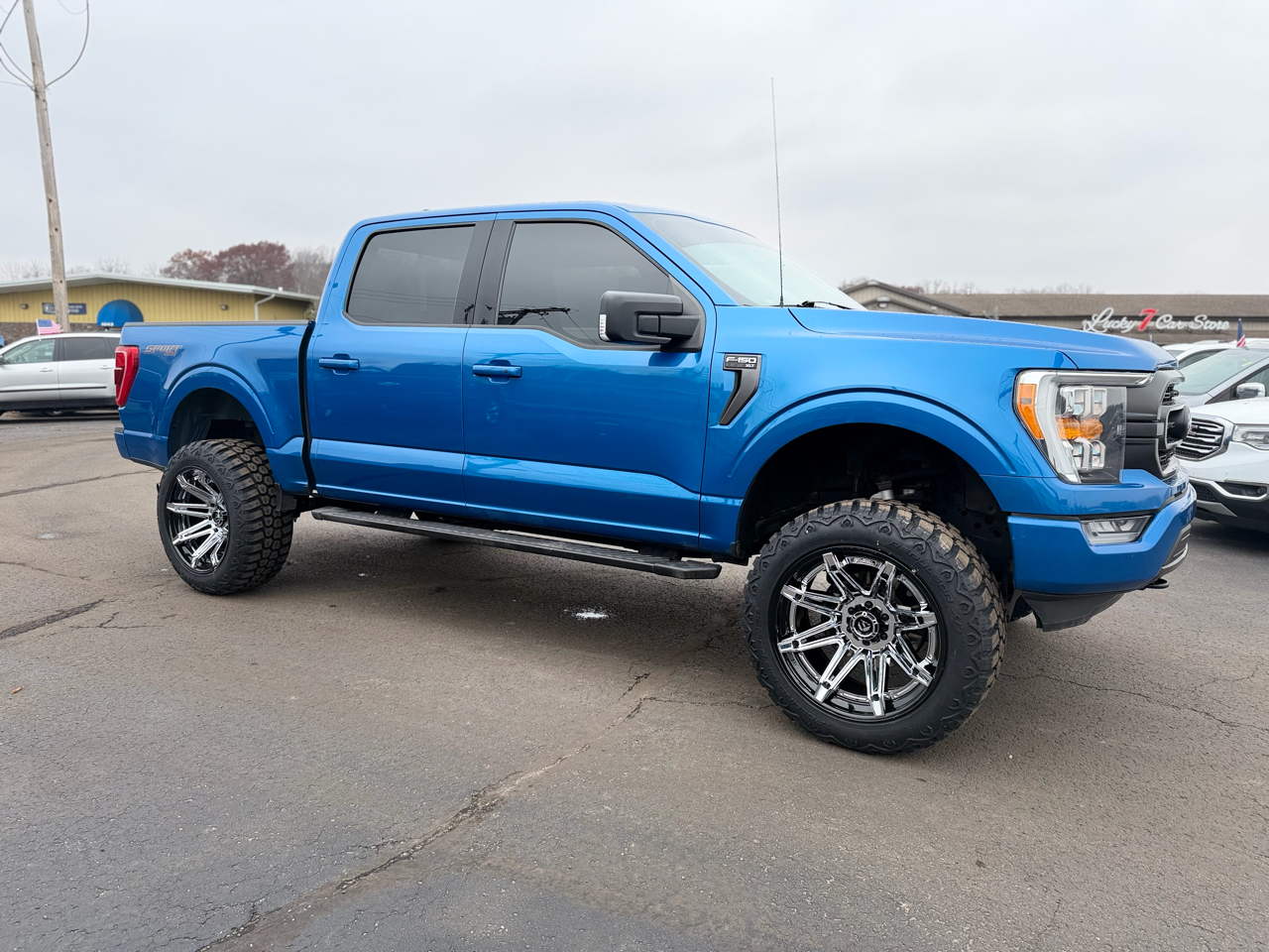 2021 Ford F-150 XLT's photo