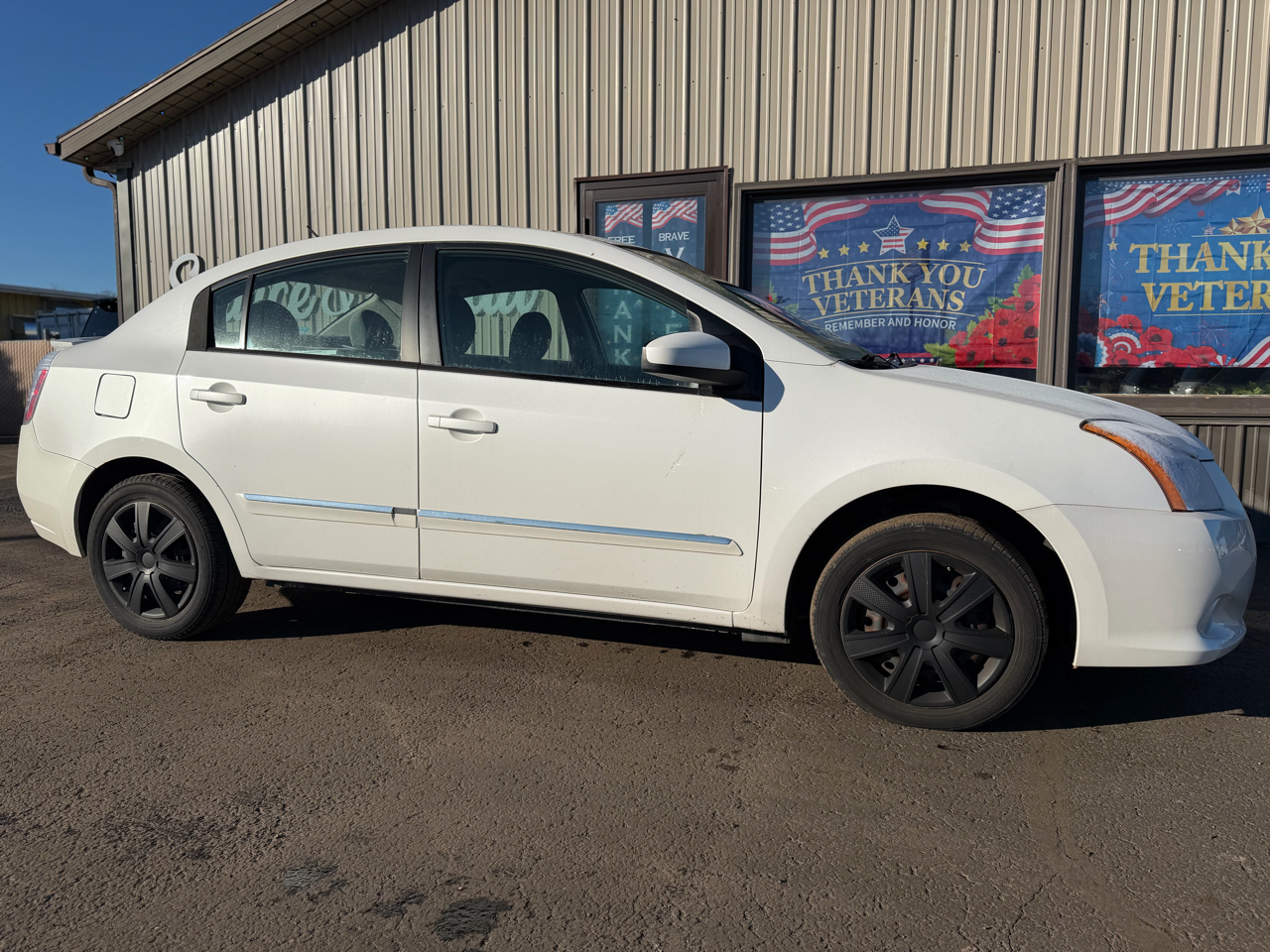 2011 Nissan Sentra S's photo