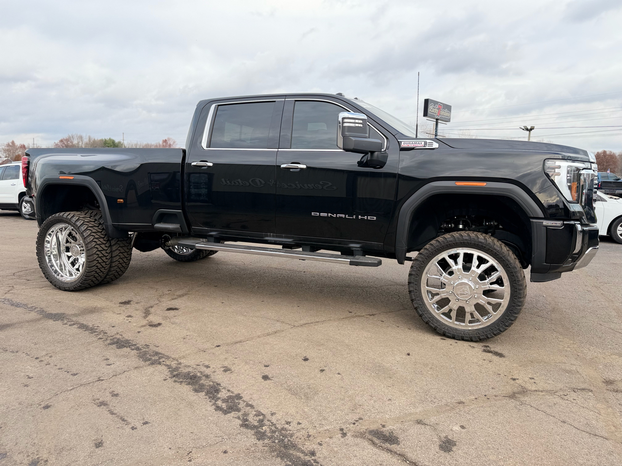 2025 GMC Sierra 3500HD Denali's photo