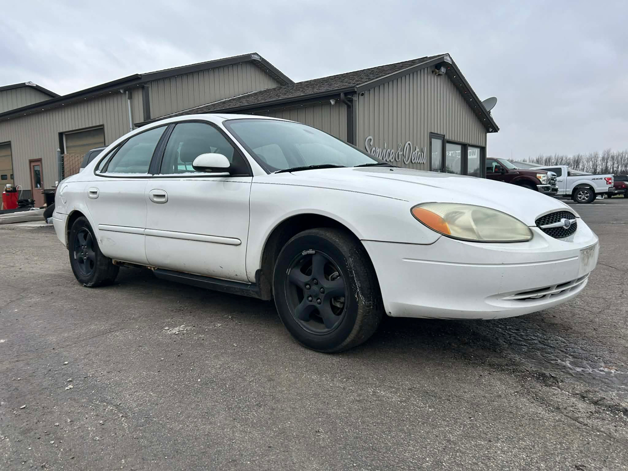2003 Ford Taurus SES Standard's photo