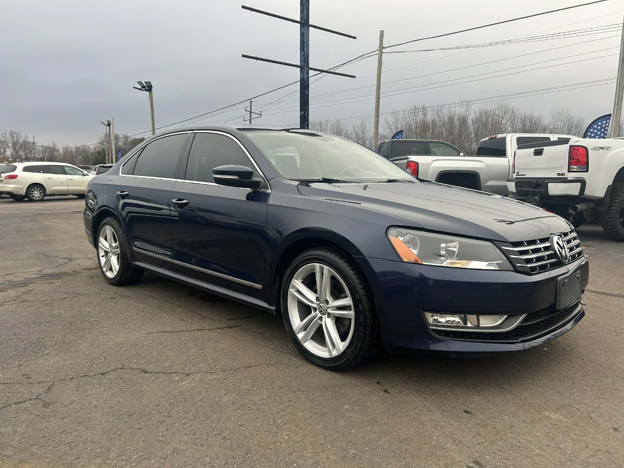 2013 Volkswagen Passat SEL