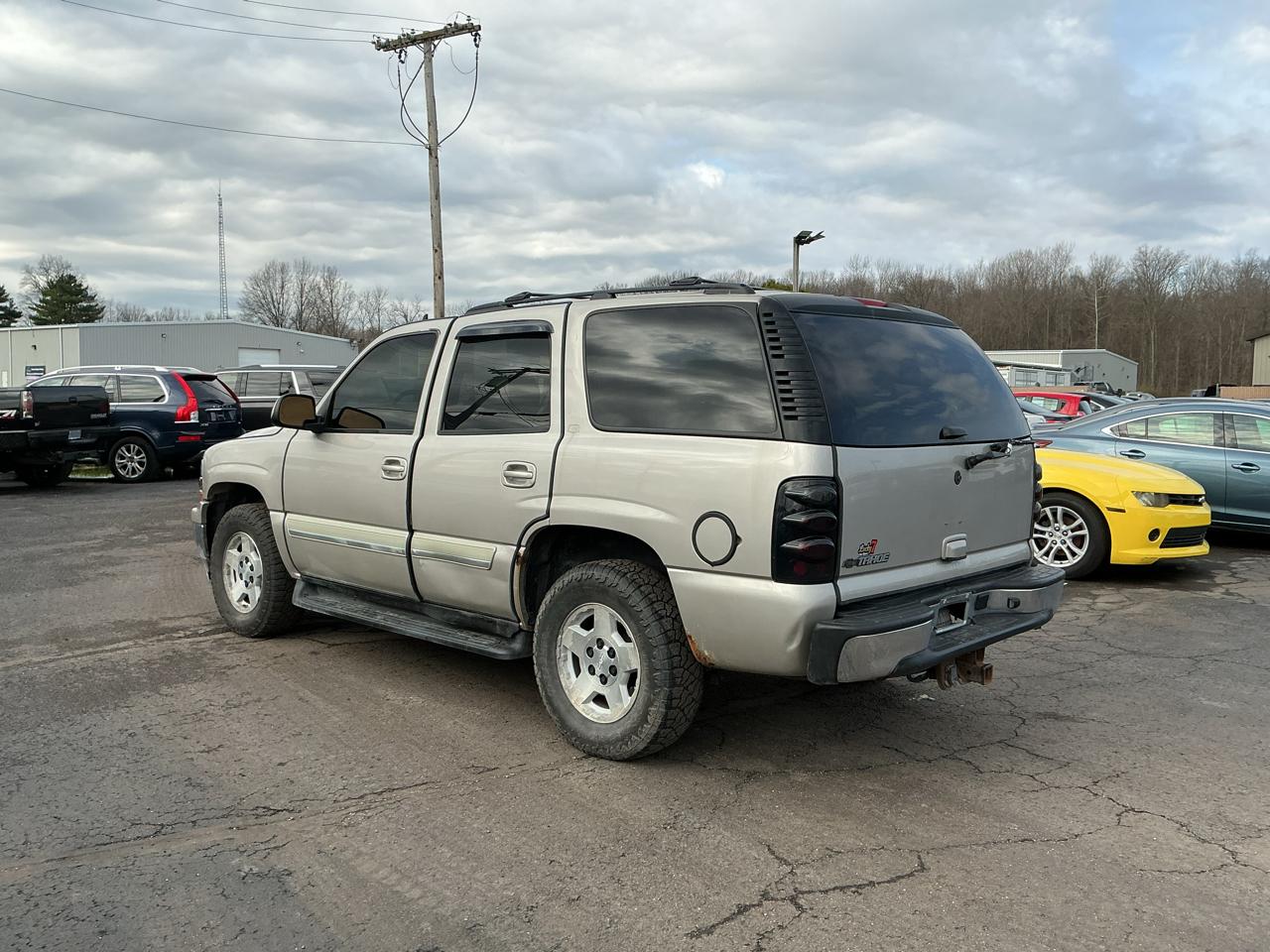 View vehicle photo 7