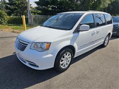 2016 Chrysler Town & Country 
