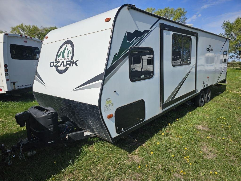 2022 Forest River Cherokee TOY HAULER