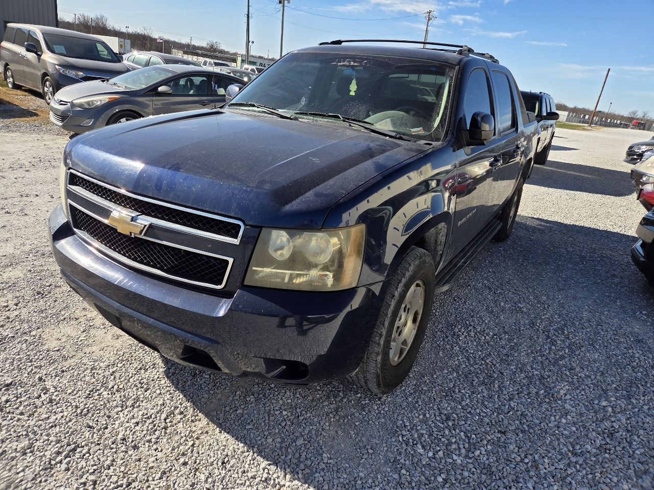 Chevrolet Avalanche LS 4WD 2011