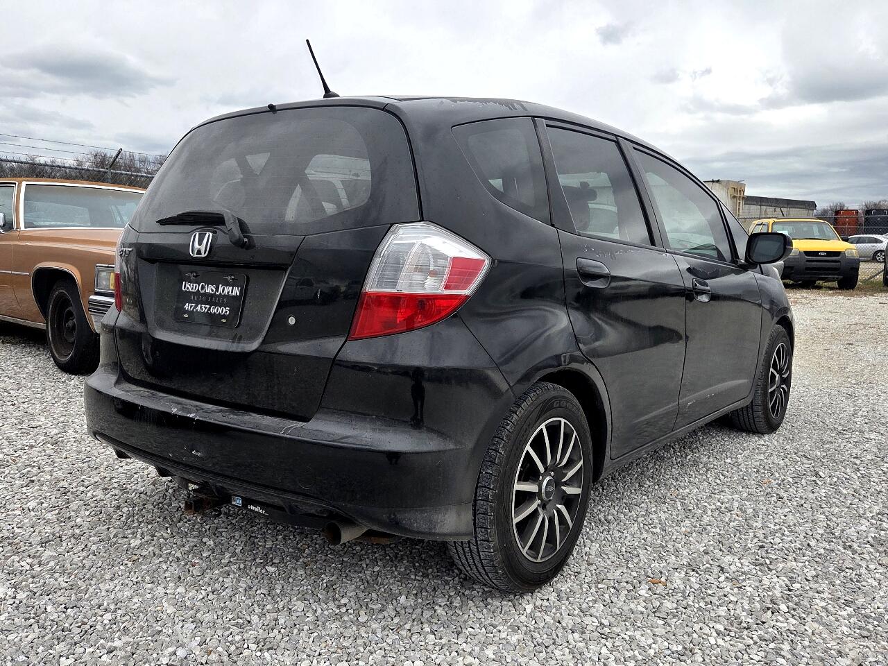 Honda Fit 5-Speed MT 2010