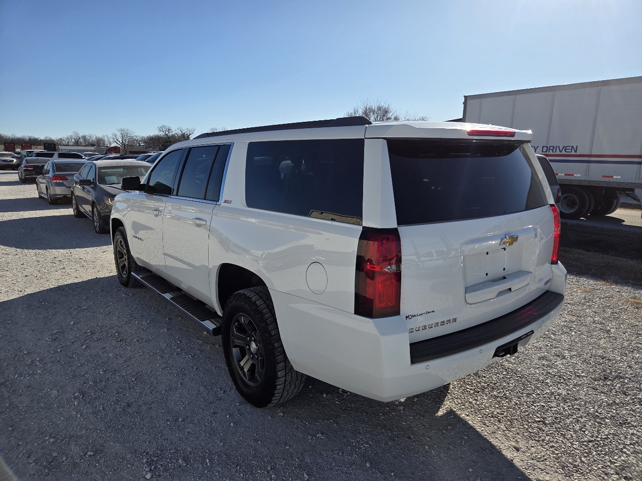 Chevrolet Suburban LT 4WD 2016