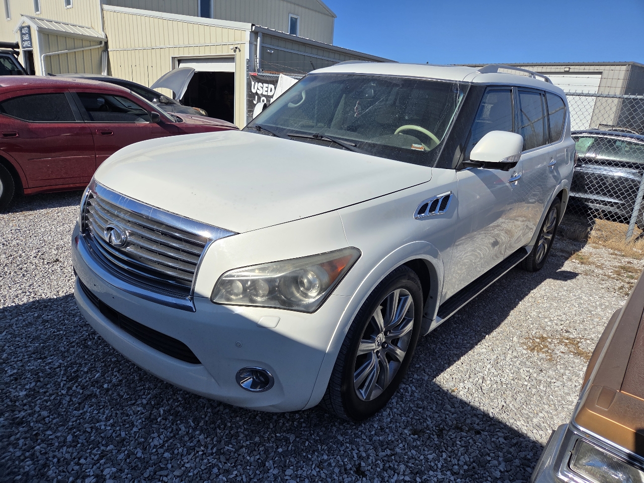 Infiniti QX56 4WD 2011