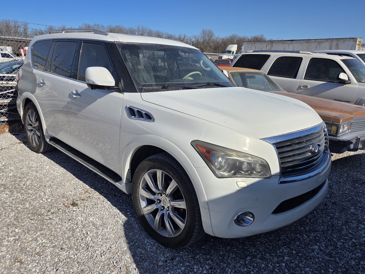 Infiniti QX56 4WD 2011