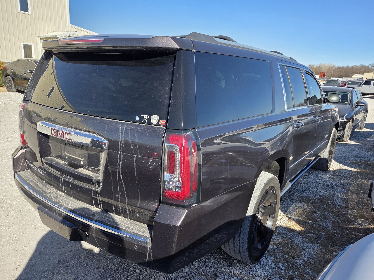 GMC Yukon XL Denali 4WD 2016