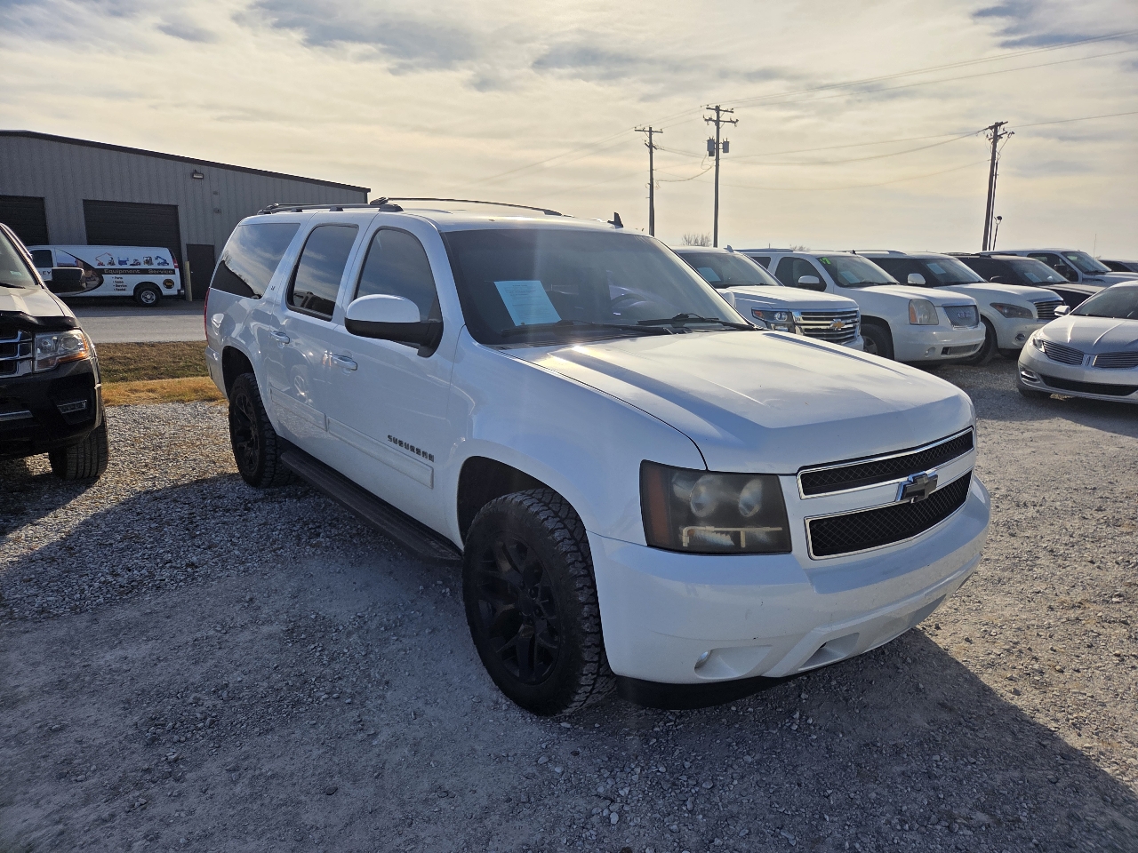 Chevrolet Suburban LT 1500 4WD 2011