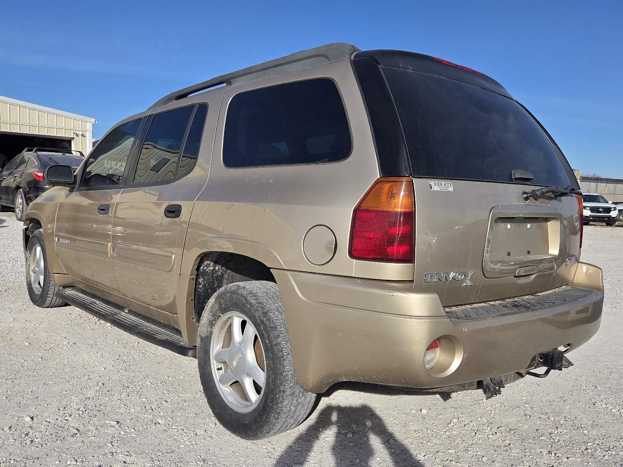 GMC Envoy XL SLE 4WD 2005