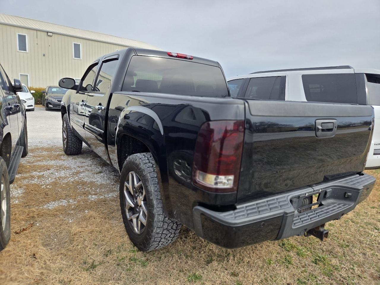 GMC Sierra 1500 Denali Crew Cab AWD 2010