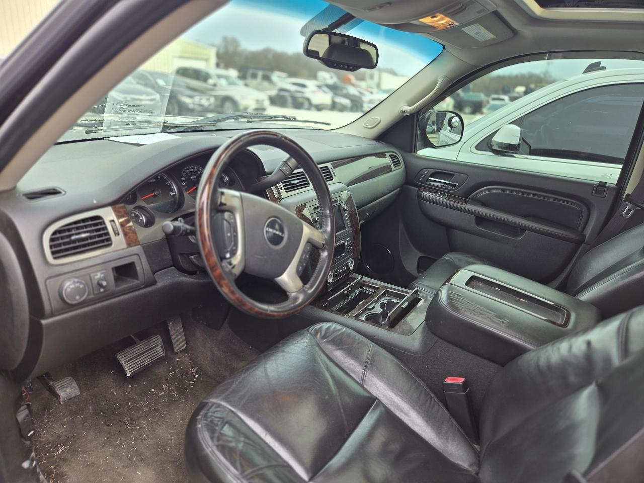 GMC Sierra 1500 Denali Crew Cab AWD 2010