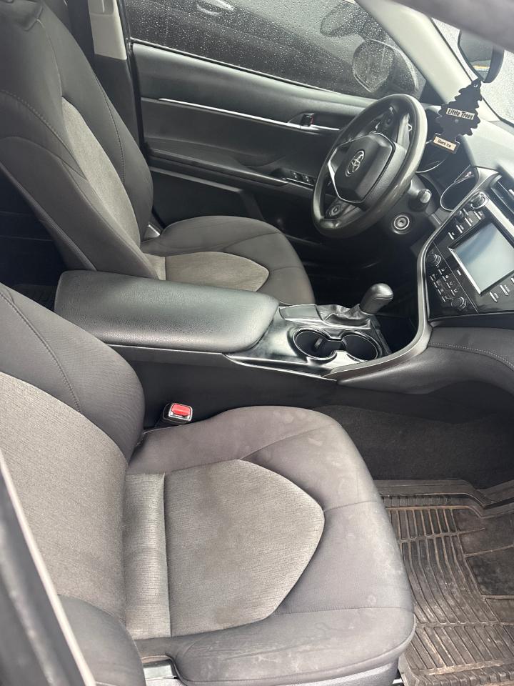 Toyota Camry 4dr Sdn XLE Auto 2020