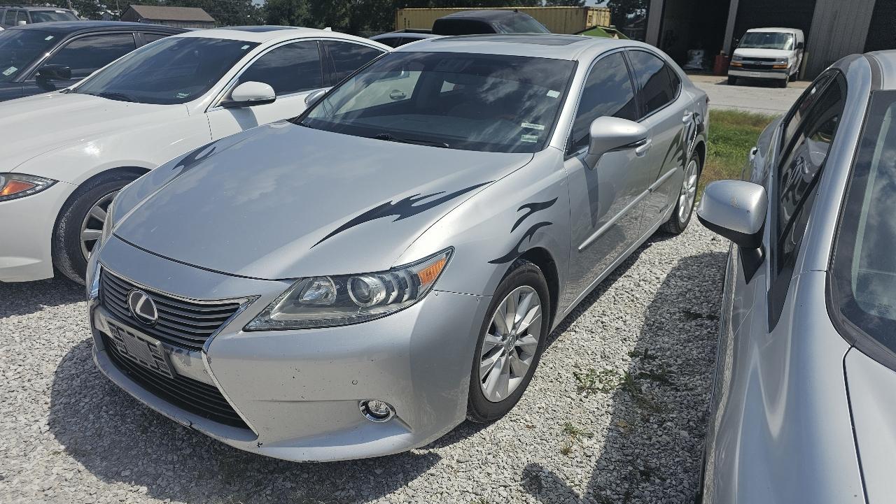 Lexus ES 300h  2014