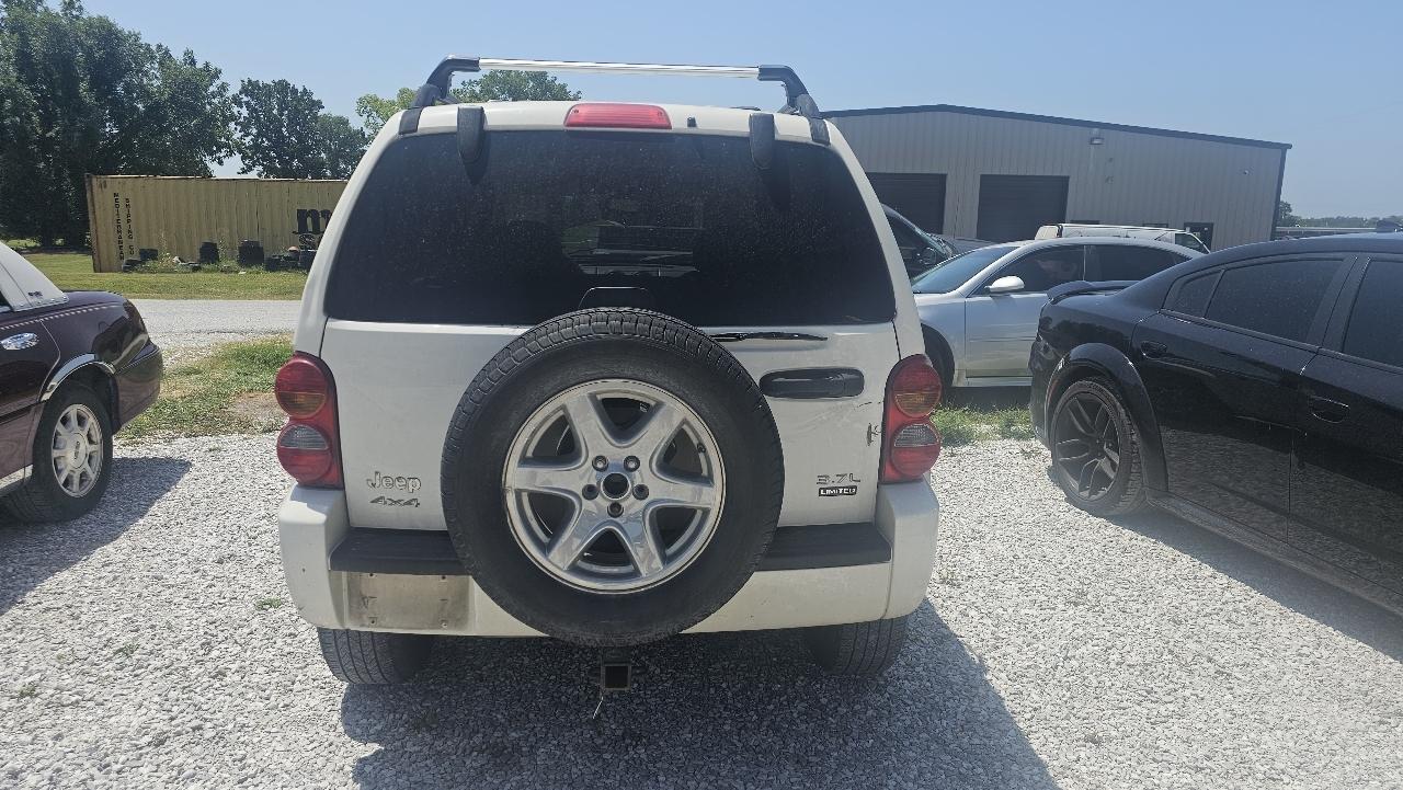 Jeep Liberty  2004