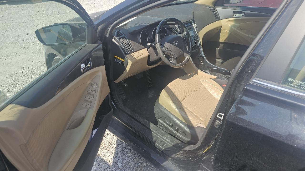 Hyundai Sonata  2012