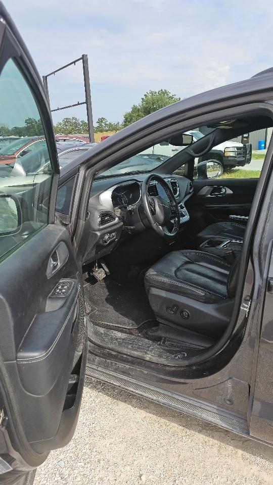 Chrysler Pacifica Select FWD 2018