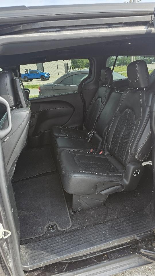 Chrysler Pacifica Select FWD 2018
