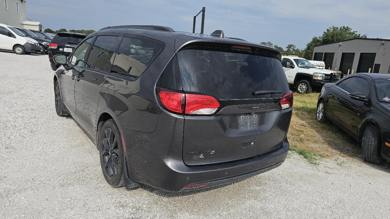 Chrysler Pacifica Select FWD 2018