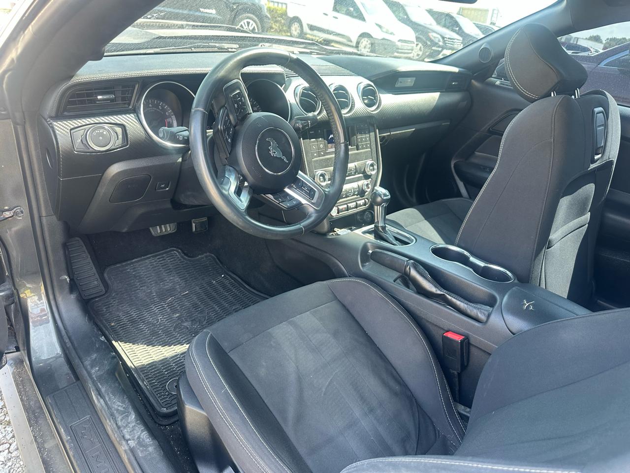 Ford Mustang  2019