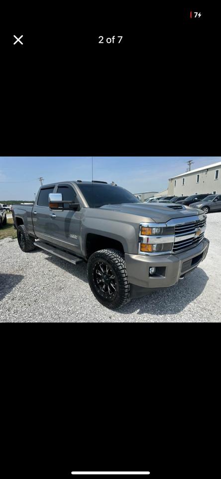 Chevrolet 2500 Pickups HD Reg Cab 131.5" 2017