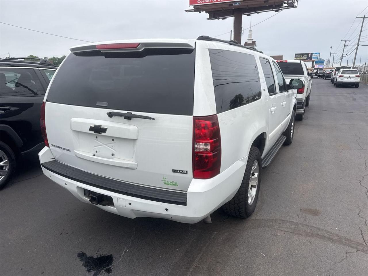Chevrolet Suburban 1500 LTZ 4D SUV 4WD 2007