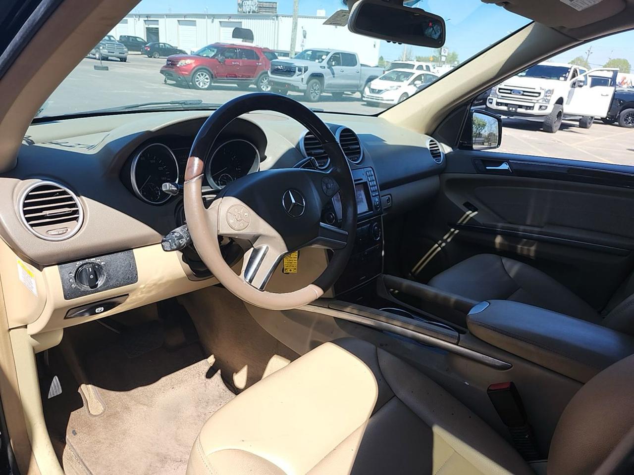 Mercedes-Benz ML350  2011