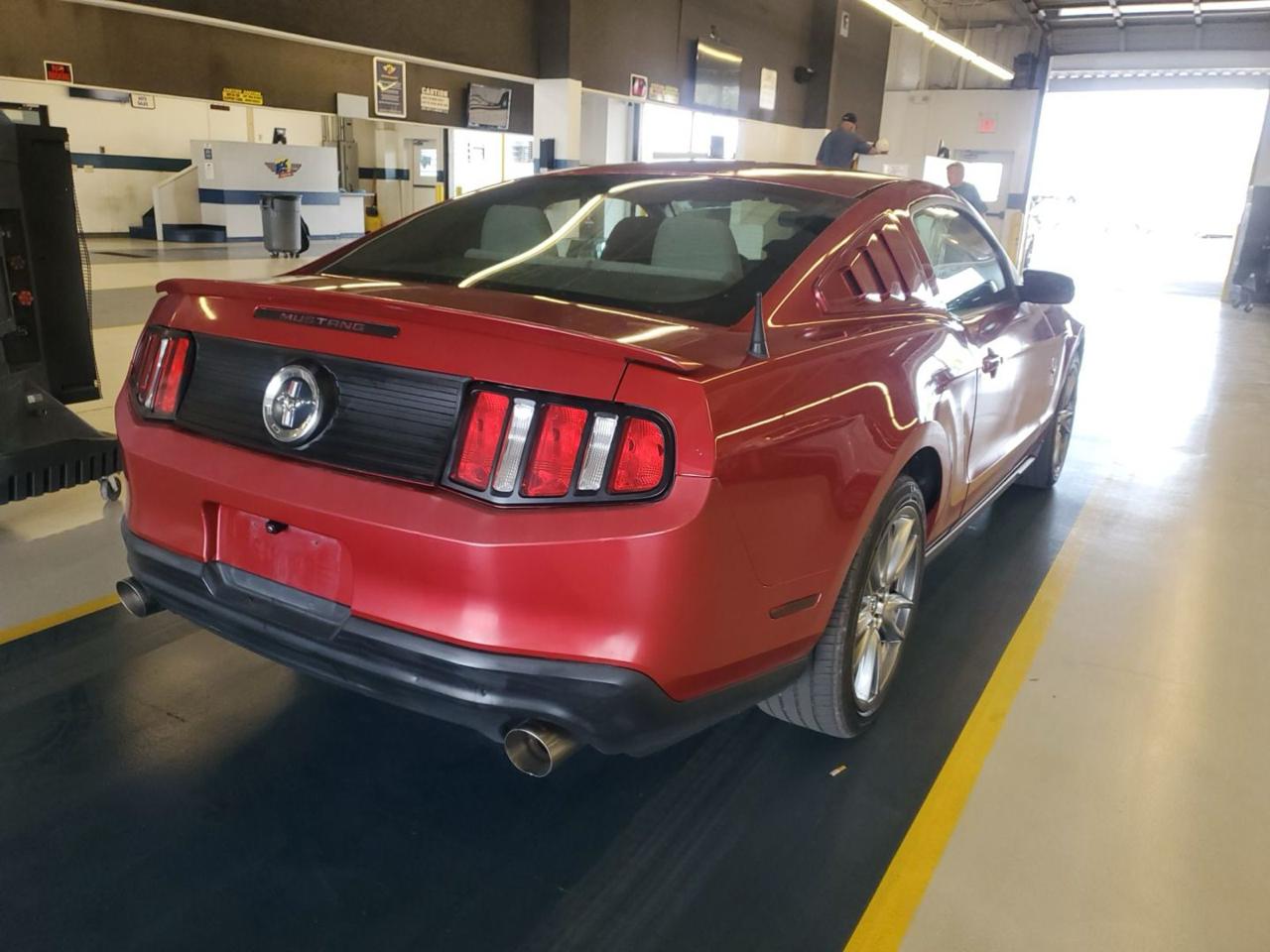 Ford Mustang  2012