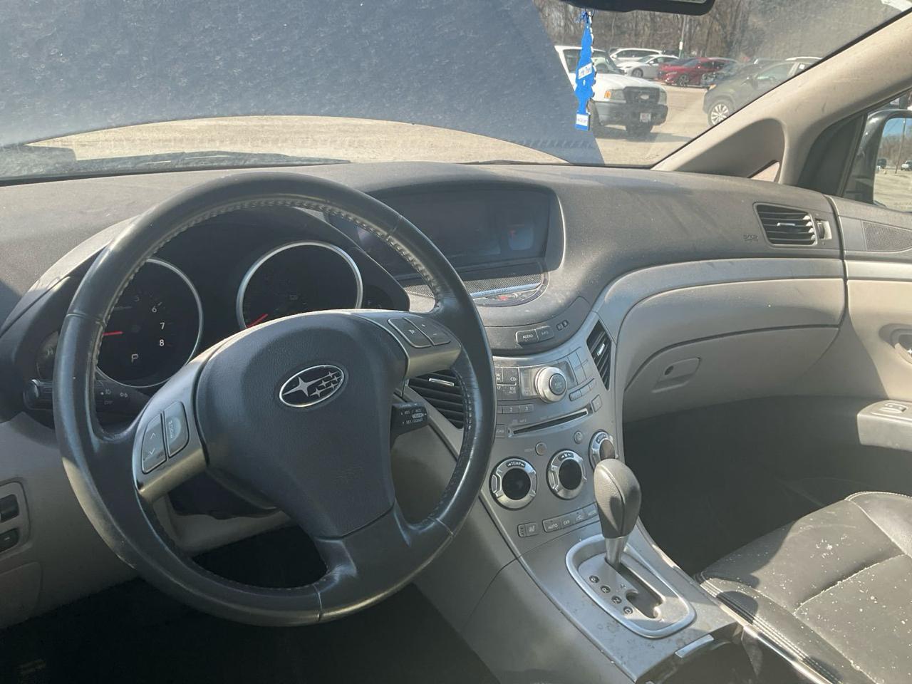 Subaru Tribeca  2011