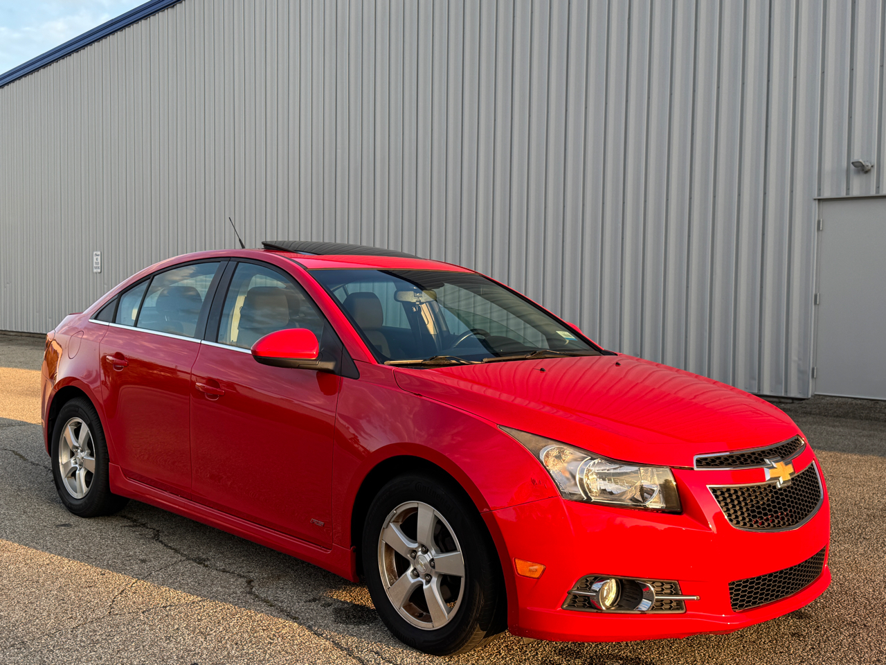 2014 Chevrolet Cruze photo 3