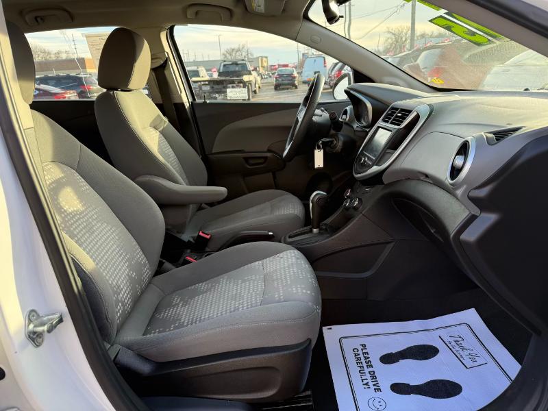 Chevrolet Sonic  2017