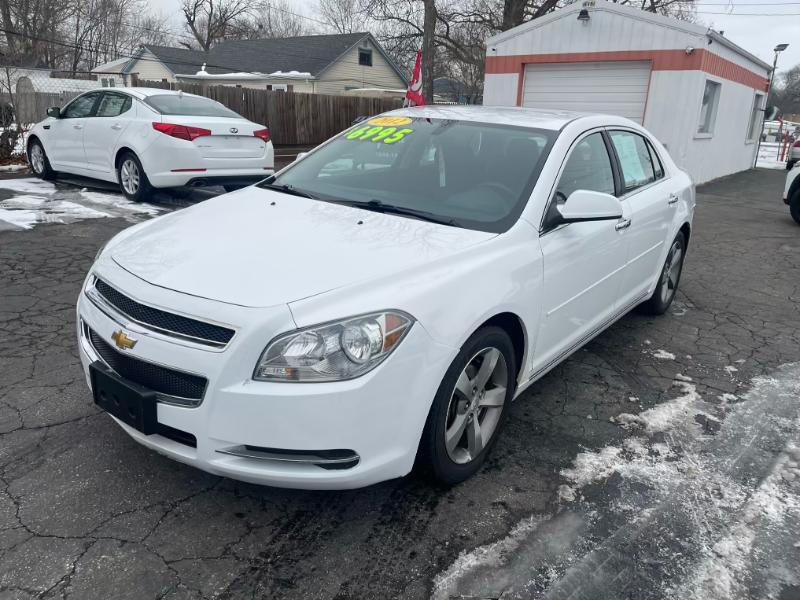 Chevrolet Malibu  2012