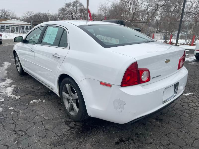 Chevrolet Malibu  2012