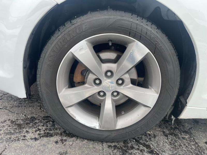 Chevrolet Malibu  2012