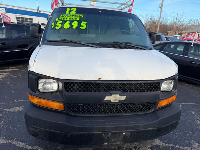 Chevrolet Express  2012