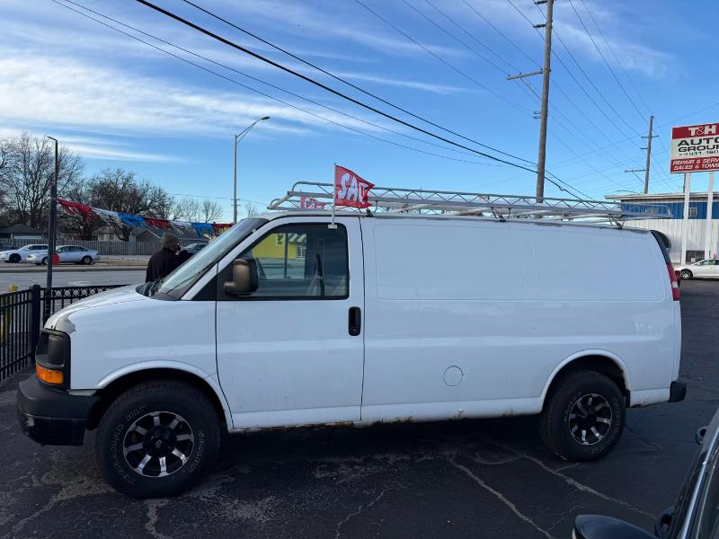 Chevrolet Express  2012