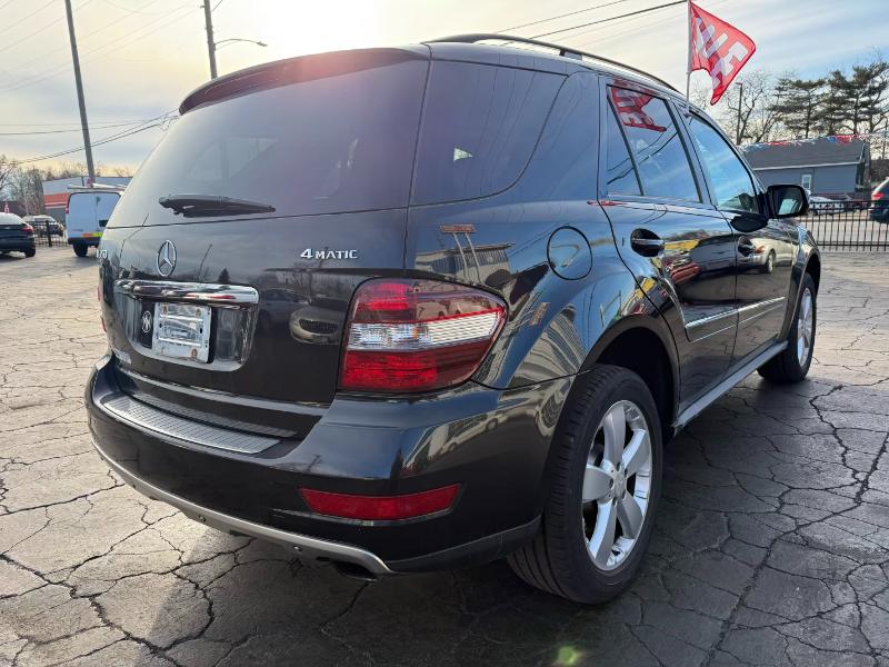 Mercedes-Benz M-Class  2009