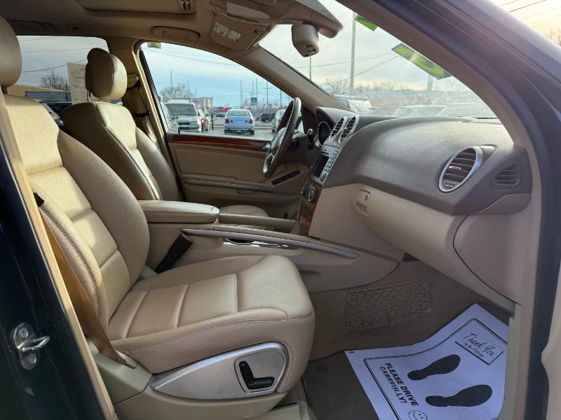 Mercedes-Benz M-Class  2009