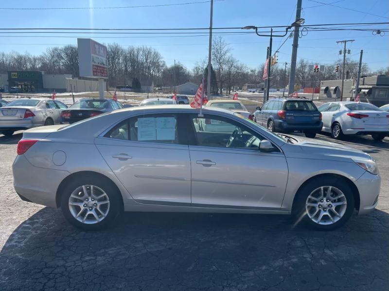 Chevrolet Malibu  2013