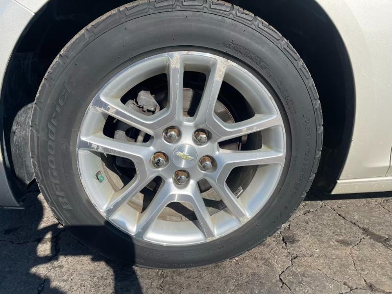 Chevrolet Malibu  2013