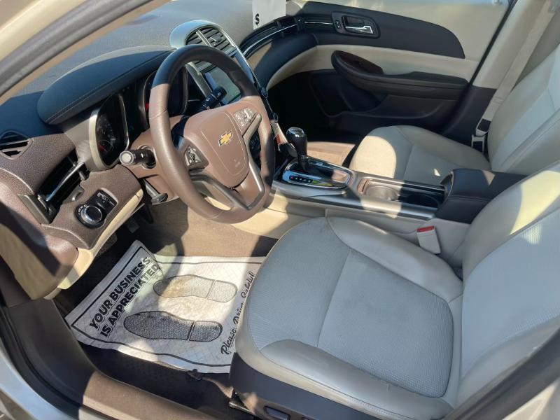 Chevrolet Malibu  2013