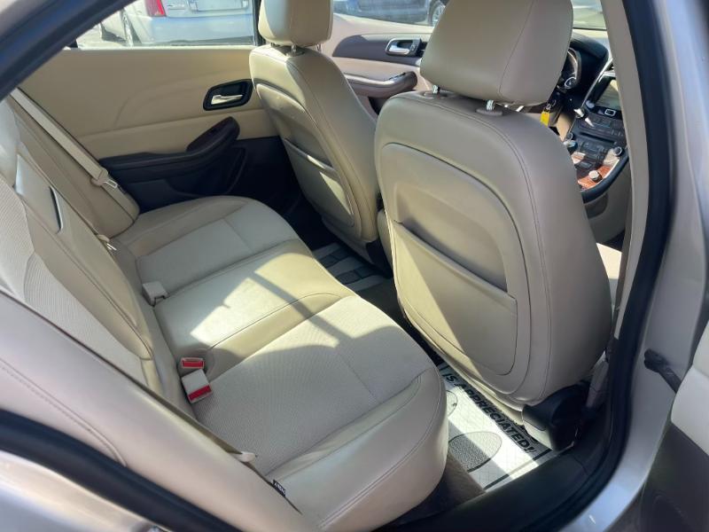 Chevrolet Malibu  2013