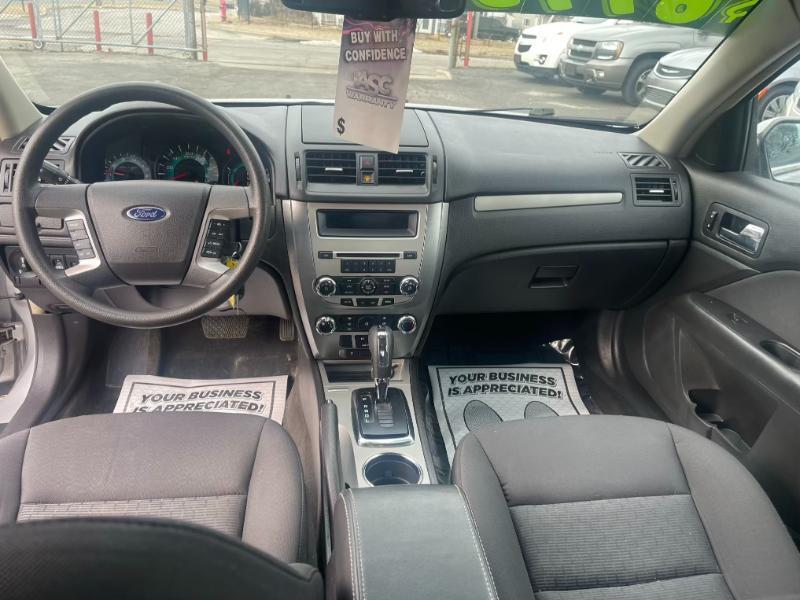 Ford Fusion  2010